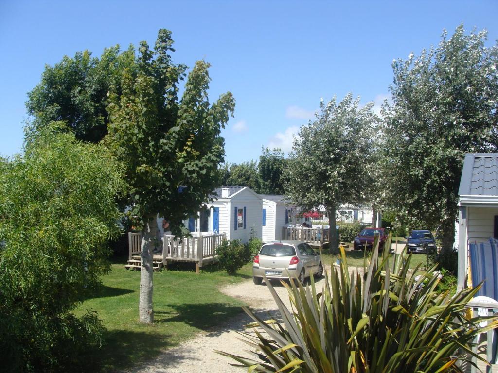 Camping Les Genets Hotel Penmarcʼh Exterior foto