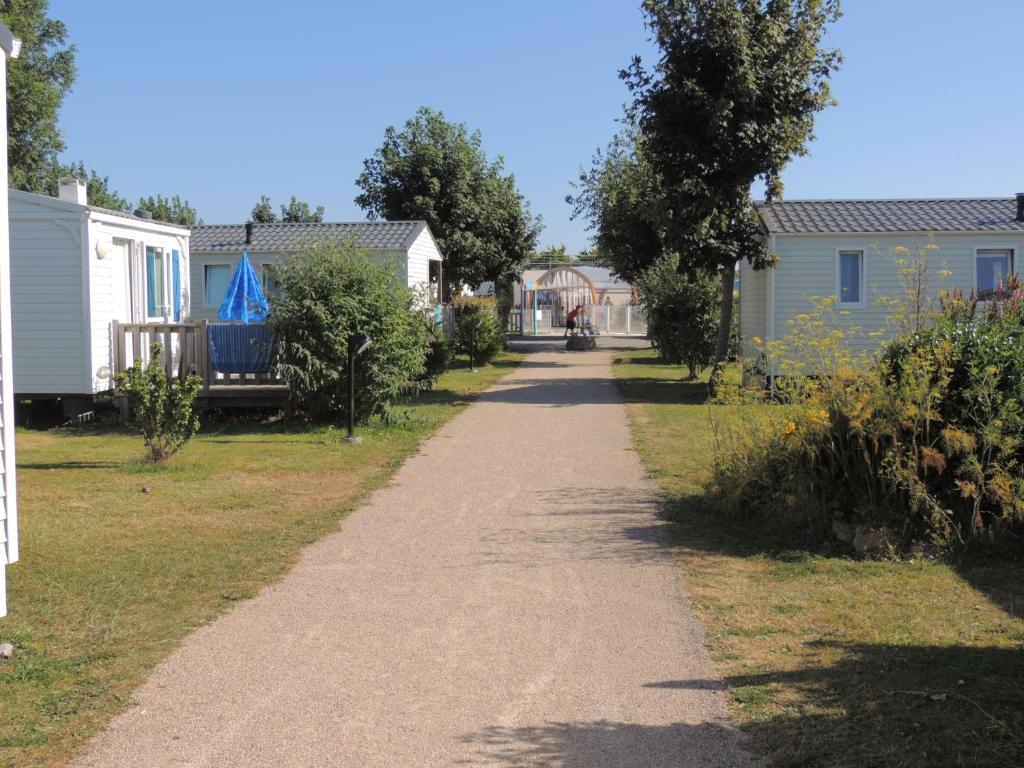 Camping Les Genets Hotel Penmarcʼh Exterior foto